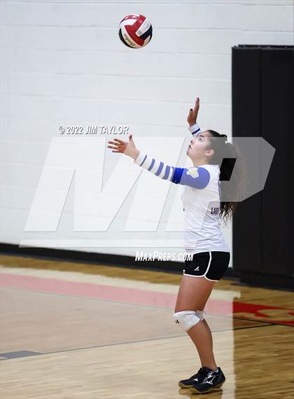 Thumbnail 3 in Trent @ Strawn photogallery.