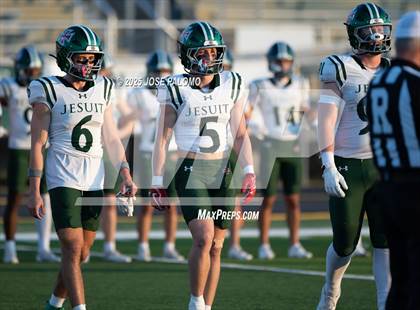 Thumbnail 1 in Strake Jesuit @ Lake Creek photogallery.