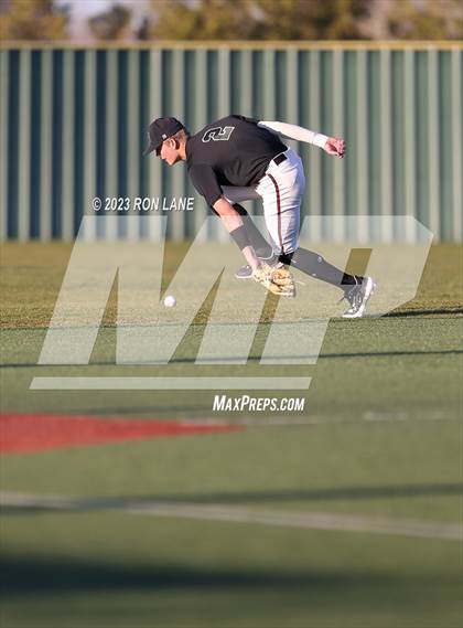 Thumbnail 1 in Southmoore @ Mustang photogallery.