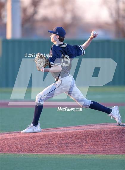 Thumbnail 1 in Southmoore @ Mustang photogallery.
