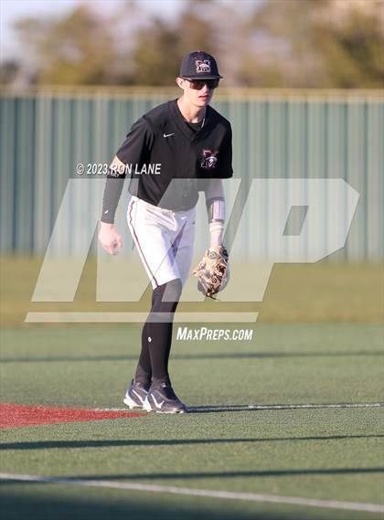 Thumbnail 1 in Southmoore @ Mustang photogallery.