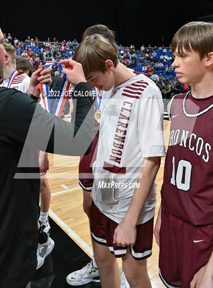 Thumbnail 3 in Lipan vs Clarendon (UIL 2A State Final) photogallery.