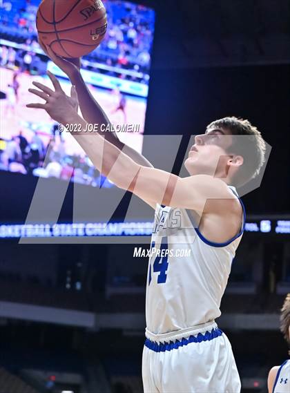 Thumbnail 2 in Lipan vs Clarendon (UIL 2A State Final) photogallery.