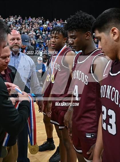 Thumbnail 3 in Lipan vs Clarendon (UIL 2A State Final) photogallery.