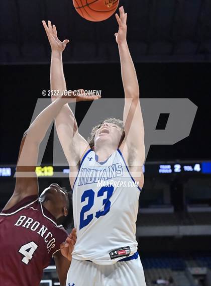 Thumbnail 3 in Lipan vs Clarendon (UIL 2A State Final) photogallery.