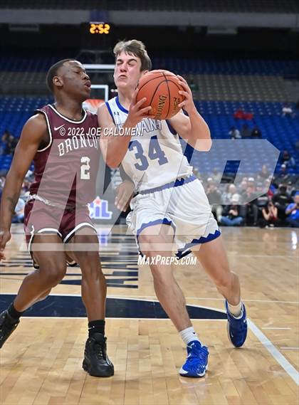 Thumbnail 1 in Lipan vs Clarendon (UIL 2A State Final) photogallery.