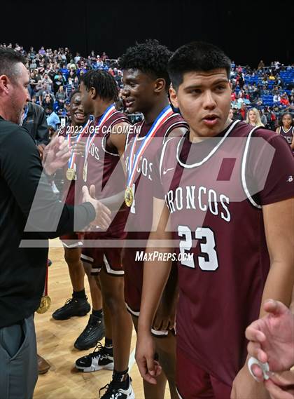 Thumbnail 3 in Lipan vs Clarendon (UIL 2A State Final) photogallery.