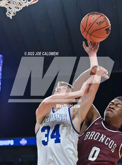 Thumbnail 2 in Lipan vs Clarendon (UIL 2A State Final) photogallery.