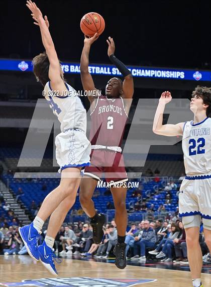 Thumbnail 1 in Lipan vs Clarendon (UIL 2A State Final) photogallery.