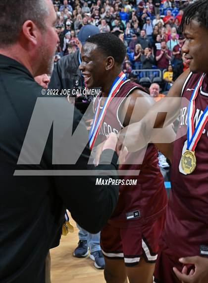 Thumbnail 2 in Lipan vs Clarendon (UIL 2A State Final) photogallery.