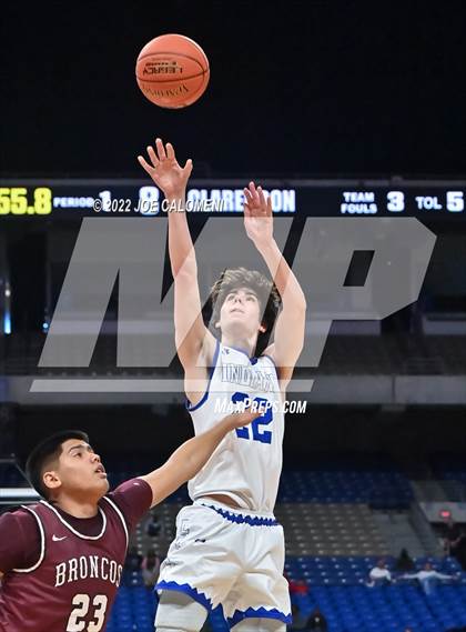 Thumbnail 1 in Lipan vs Clarendon (UIL 2A State Final) photogallery.