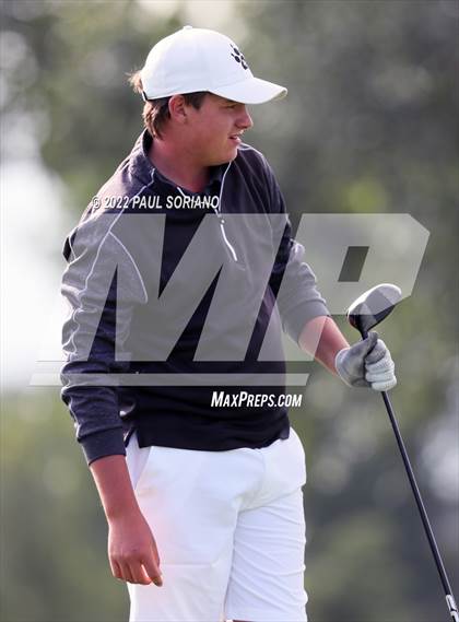 Thumbnail 1 in CHSAA 5A Championships (Day 2) photogallery.