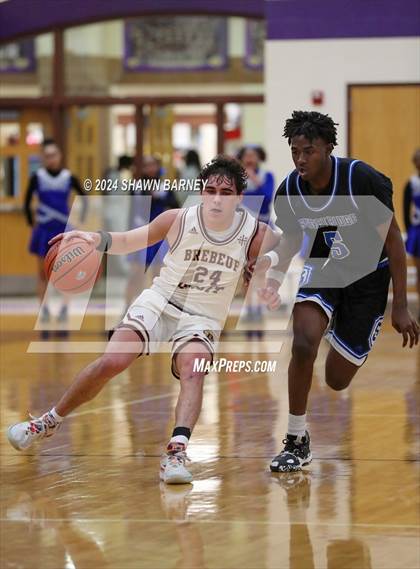 Thumbnail 2 in Indianapolis Shortridge vs. Brebeuf Jesuit Preparatory (IHSAA 3A Sectional 27 First Round) photogallery.