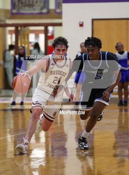 Thumbnail 1 in Indianapolis Shortridge vs. Brebeuf Jesuit Preparatory (IHSAA 3A Sectional 27 First Round) photogallery.