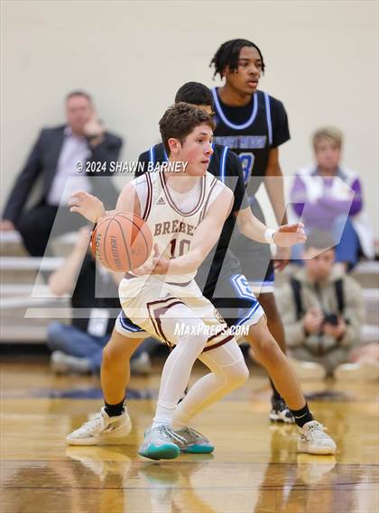 Thumbnail 1 in Indianapolis Shortridge vs. Brebeuf Jesuit Preparatory (IHSAA 3A Sectional 27 First Round) photogallery.