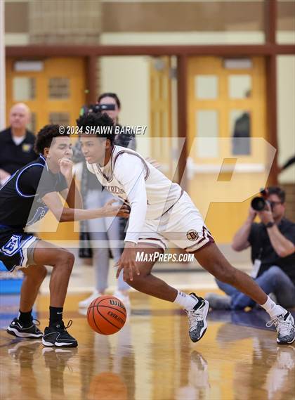 Thumbnail 3 in Indianapolis Shortridge vs. Brebeuf Jesuit Preparatory (IHSAA 3A Sectional 27 First Round) photogallery.