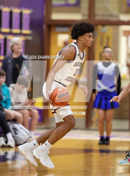 Thumbnail 3 in Indianapolis Shortridge vs. Brebeuf Jesuit Preparatory (IHSAA 3A Sectional 27 First Round) photogallery.
