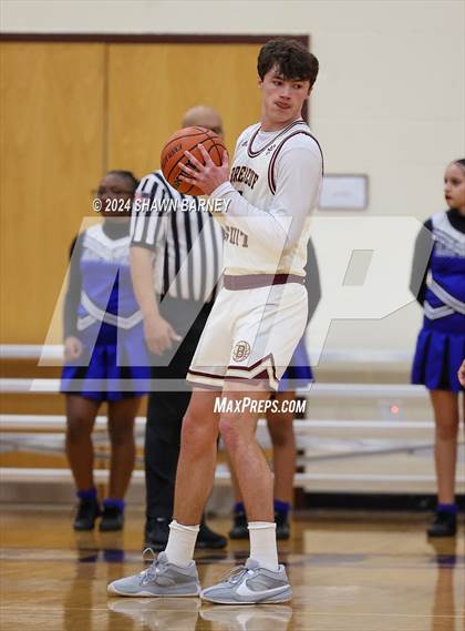 Thumbnail 2 in Indianapolis Shortridge vs. Brebeuf Jesuit Preparatory (IHSAA 3A Sectional 27 First Round) photogallery.