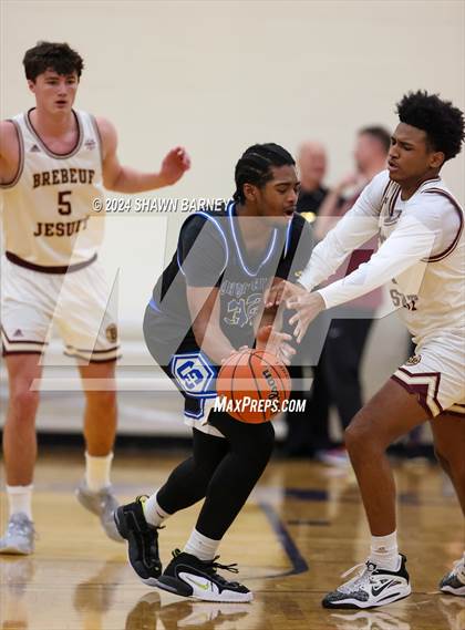 Thumbnail 1 in Indianapolis Shortridge vs. Brebeuf Jesuit Preparatory (IHSAA 3A Sectional 27 First Round) photogallery.