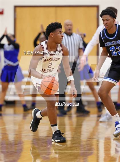 Thumbnail 1 in Indianapolis Shortridge vs. Brebeuf Jesuit Preparatory (IHSAA 3A Sectional 27 First Round) photogallery.