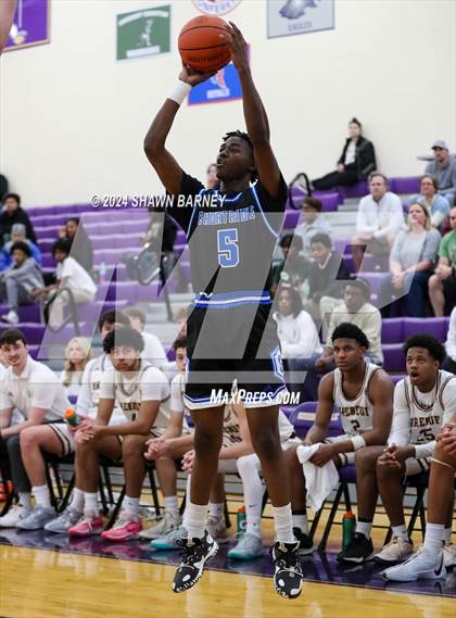 Thumbnail 1 in Indianapolis Shortridge vs. Brebeuf Jesuit Preparatory (IHSAA 3A Sectional 27 First Round) photogallery.