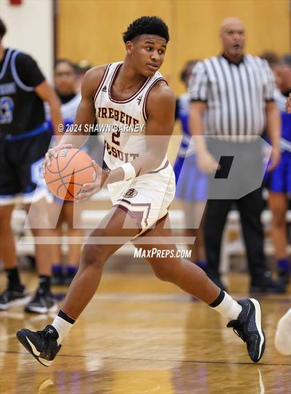 Thumbnail 1 in Indianapolis Shortridge vs. Brebeuf Jesuit Preparatory (IHSAA 3A Sectional 27 First Round) photogallery.
