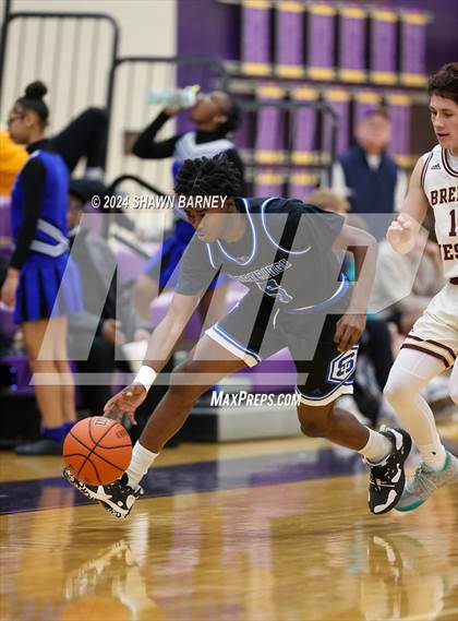 Thumbnail 1 in Indianapolis Shortridge vs. Brebeuf Jesuit Preparatory (IHSAA 3A Sectional 27 First Round) photogallery.
