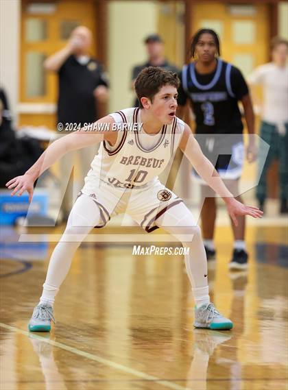 Thumbnail 2 in Indianapolis Shortridge vs. Brebeuf Jesuit Preparatory (IHSAA 3A Sectional 27 First Round) photogallery.