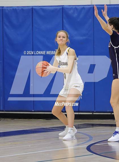 Thumbnail 2 in Eastchester vs Pelham (Pelham Booster Club Tournamet) photogallery.