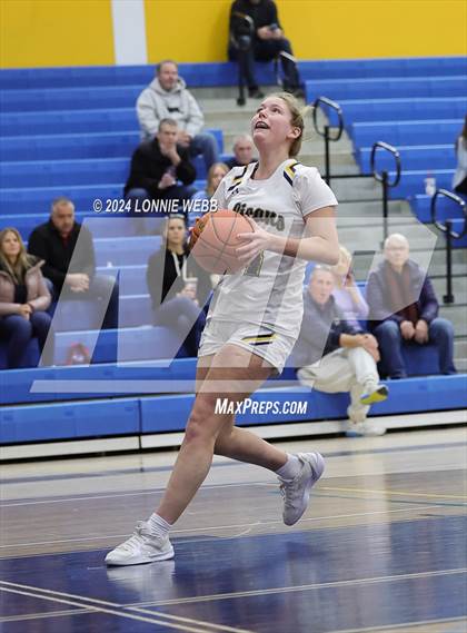 Thumbnail 2 in Eastchester vs Pelham (Pelham Booster Club Tournamet) photogallery.