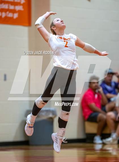 Thumbnail 2 in Kirbyville @ Orangefield photogallery.