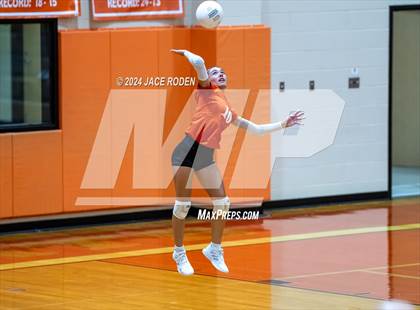 Thumbnail 2 in Kirbyville @ Orangefield photogallery.