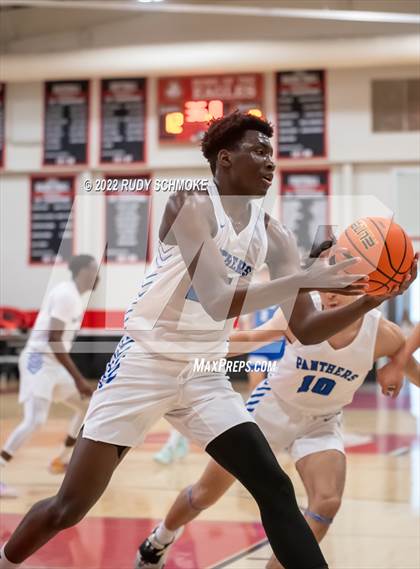 Thumbnail 3 in Acalanes vs. La Jolla Country Day (Torrey Pines Holiday Classic Tip-Off)  photogallery.
