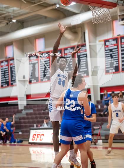 Thumbnail 3 in Acalanes vs. La Jolla Country Day (Torrey Pines Holiday Classic Tip-Off)  photogallery.