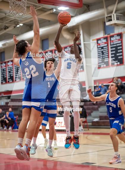 Thumbnail 3 in Acalanes vs. La Jolla Country Day (Torrey Pines Holiday Classic Tip-Off)  photogallery.