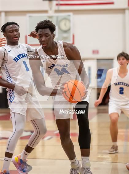 Thumbnail 3 in Acalanes vs. La Jolla Country Day (Torrey Pines Holiday Classic Tip-Off)  photogallery.