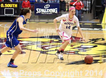 Thumbnail 2 in South vs. South (KSHSAA 6A Quarterfinal) photogallery.