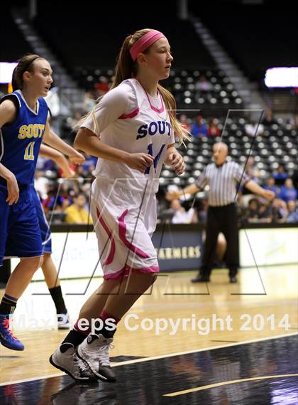 Thumbnail 1 in South vs. South (KSHSAA 6A Quarterfinal) photogallery.