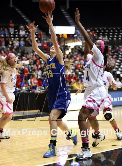 Thumbnail 2 in South vs. South (KSHSAA 6A Quarterfinal) photogallery.