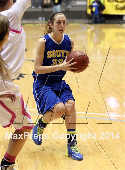 Thumbnail 2 in South vs. South (KSHSAA 6A Quarterfinal) photogallery.
