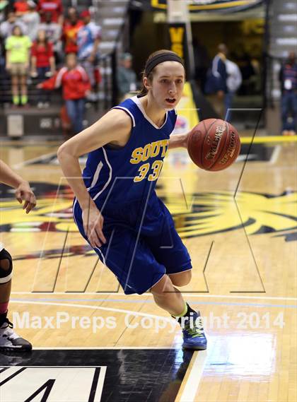Thumbnail 1 in South vs. South (KSHSAA 6A Quarterfinal) photogallery.