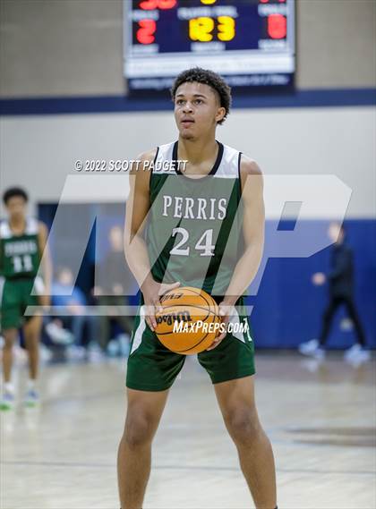 Thumbnail 2 in Perris @ Linfield Christian (Linfield Christian Caged Classic) photogallery.