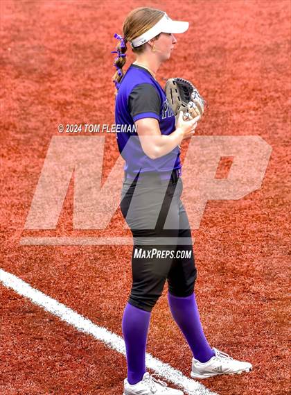 Thumbnail 3 in Piper @ Pittsburg photogallery.