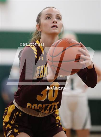 Thumbnail 3 in Berne Union @ Fisher Catholic photogallery.
