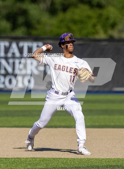 Thumbnail 3 in St. Edward @ Avon (OHSAA Division 1 Region 3 Regional Semifinal) photogallery.
