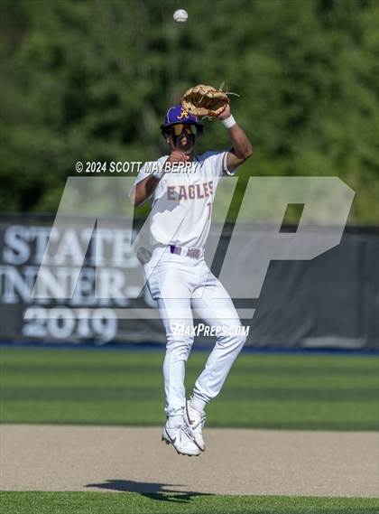 Thumbnail 1 in St. Edward @ Avon (OHSAA Division 1 Region 3 Regional Semifinal) photogallery.