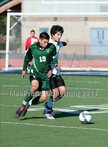 Thumbnail 2 in Rio Mesa vs Santa Barbara (Buena New Year's Tournament) photogallery.
