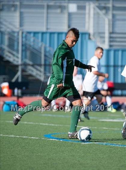 Thumbnail 3 in Rio Mesa vs Santa Barbara (Buena New Year's Tournament) photogallery.