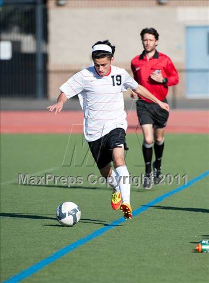 Thumbnail 3 in Rio Mesa vs Santa Barbara (Buena New Year's Tournament) photogallery.