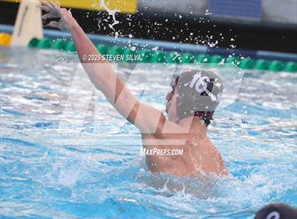 Thumbnail 3 in Bishop's vs. Santana (CIF SoCal Regional Division 2 Final) photogallery.